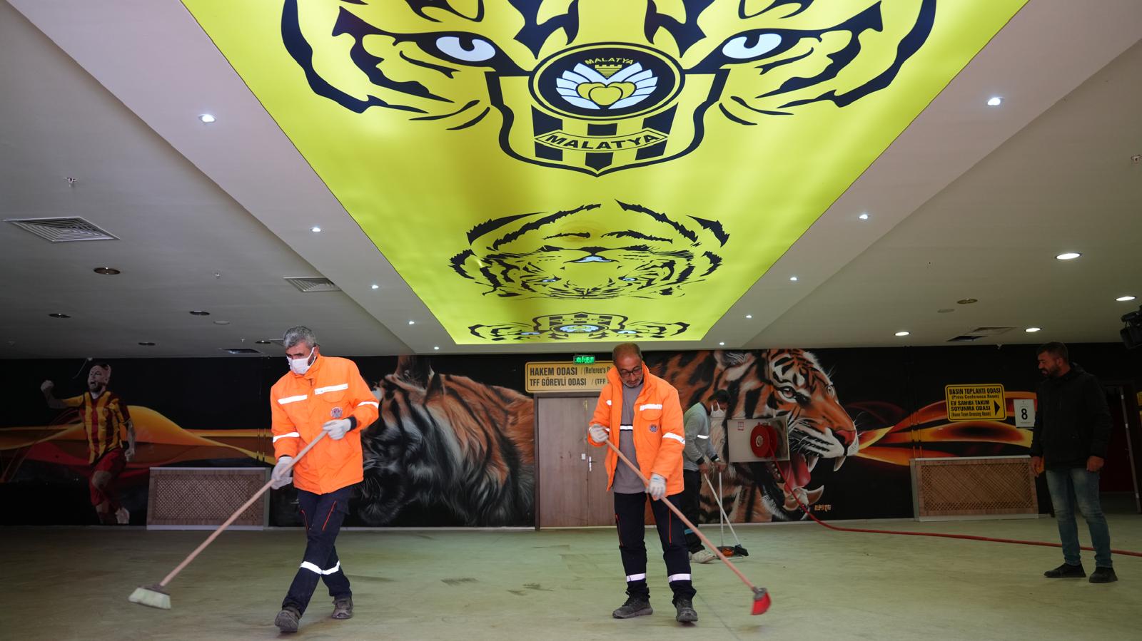 Battalgazi Belediyesi, Malatya Stadyumu’nu Yeniden Futbola Hazırlıyor