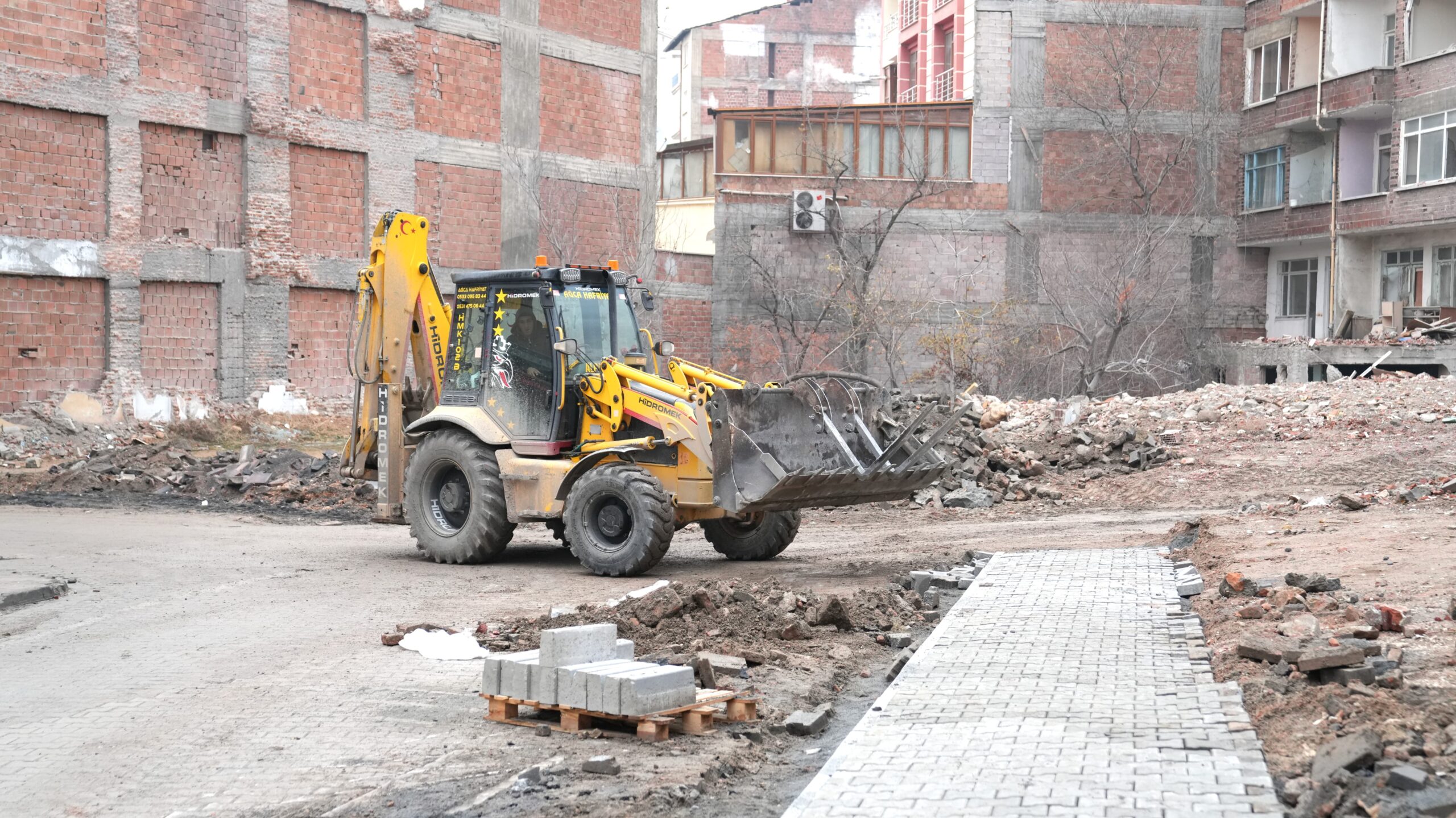 Battalgazi Belediyesi’nden Mahallelere Yoğun Hizmet