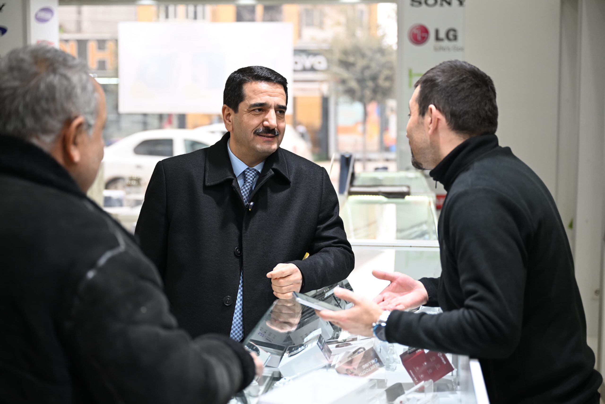 Başkan Taşkın’dan İnönü Caddesi Esnafına Ziyaret