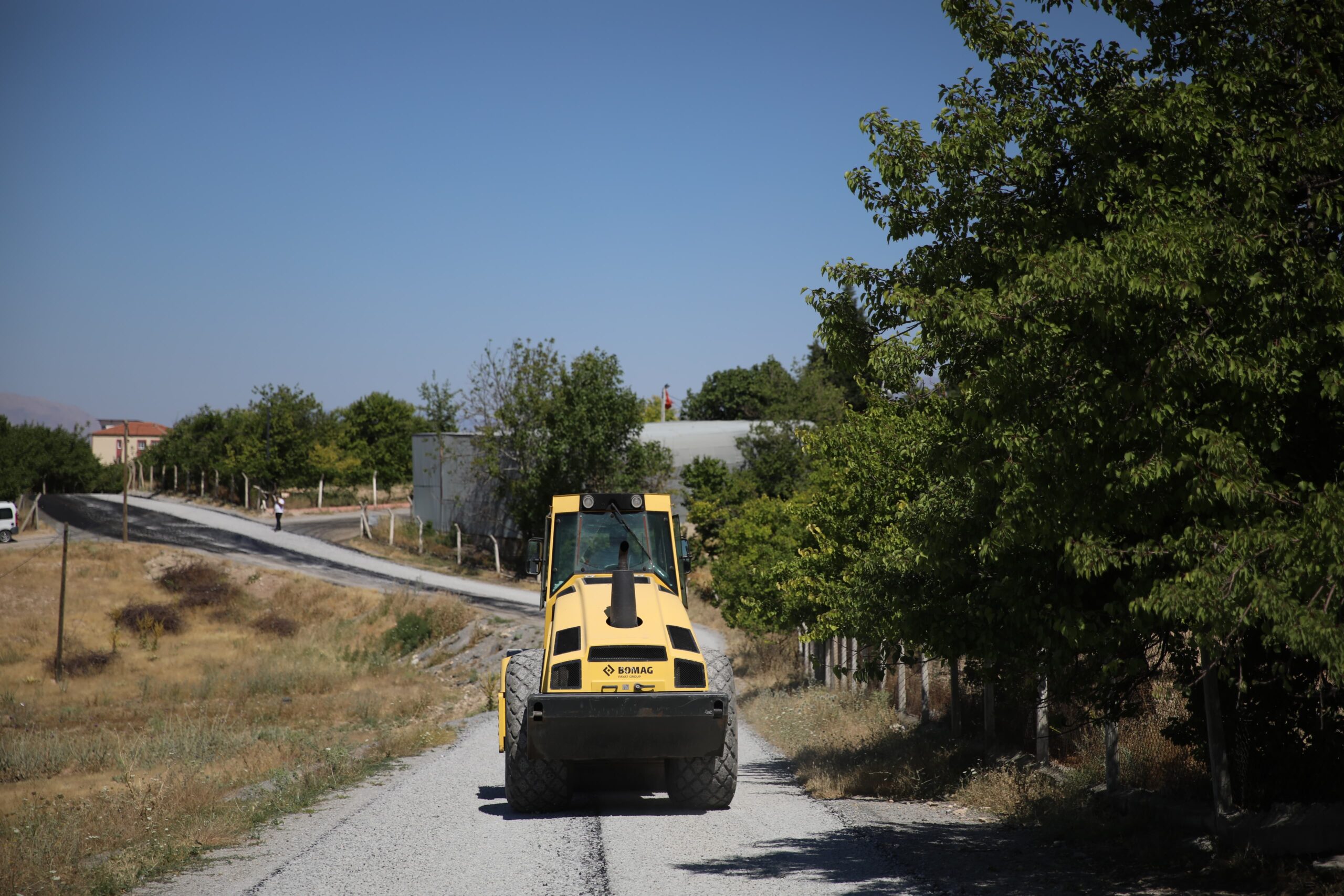 Battalgazi’de Mahalle Yolları Yenileniyor