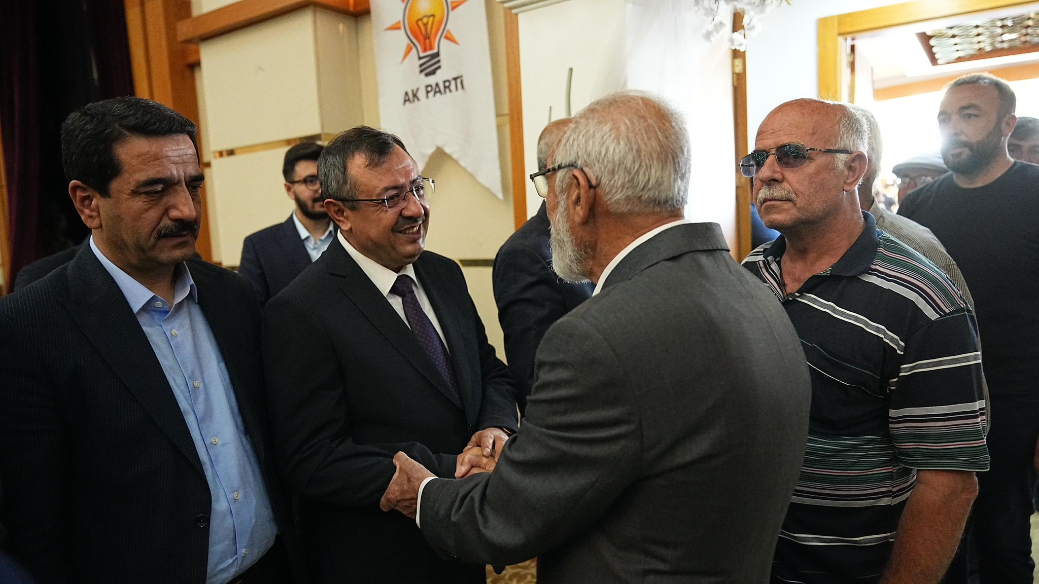 AK Parti Malatya İl Başkanlığı’nın Geleneksel Bayramlaşma Programına Yoğun Katılım