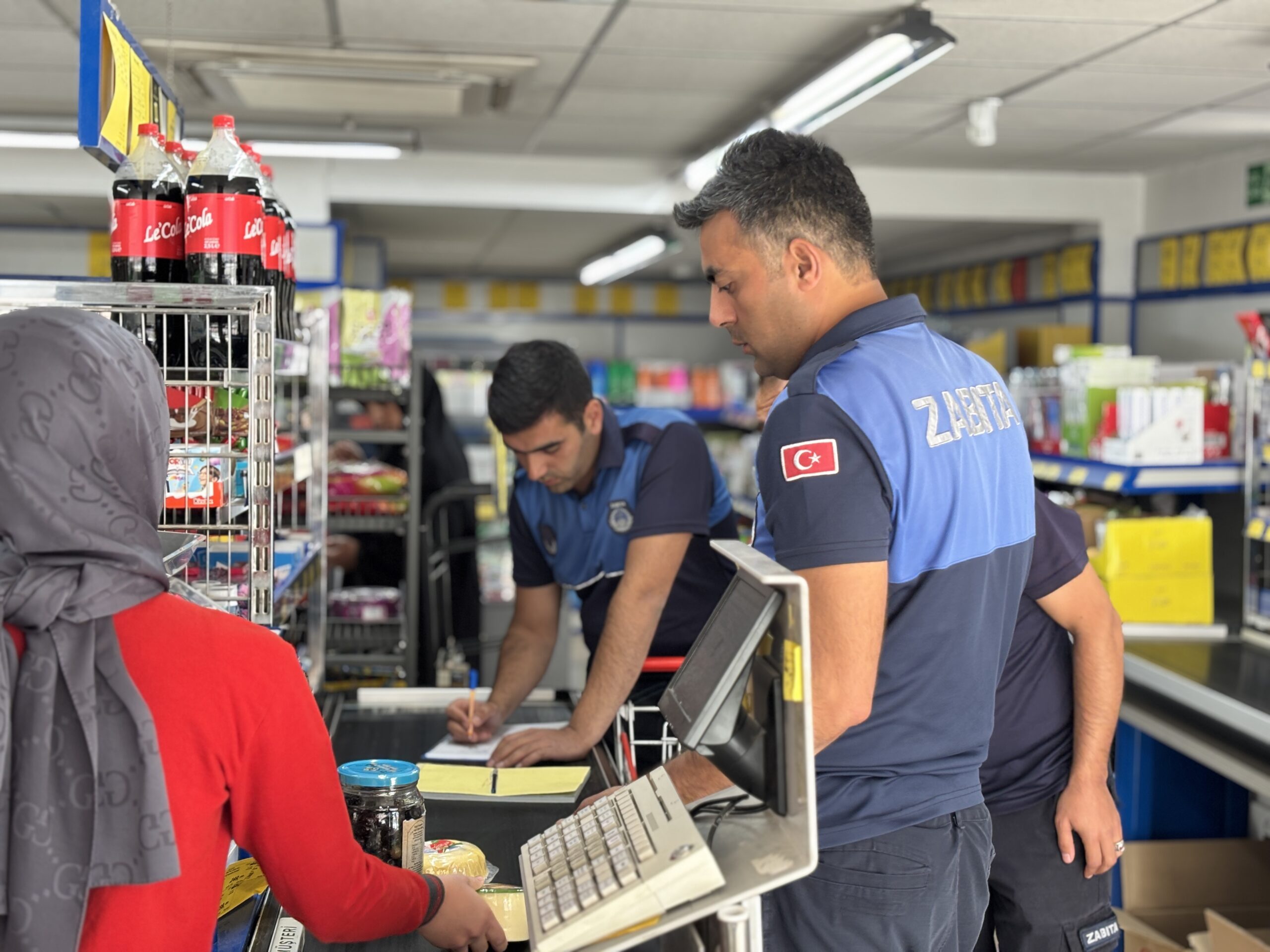 Arapgir Belediyesinden Market ve Bakkallara Kapsamlı Denetim