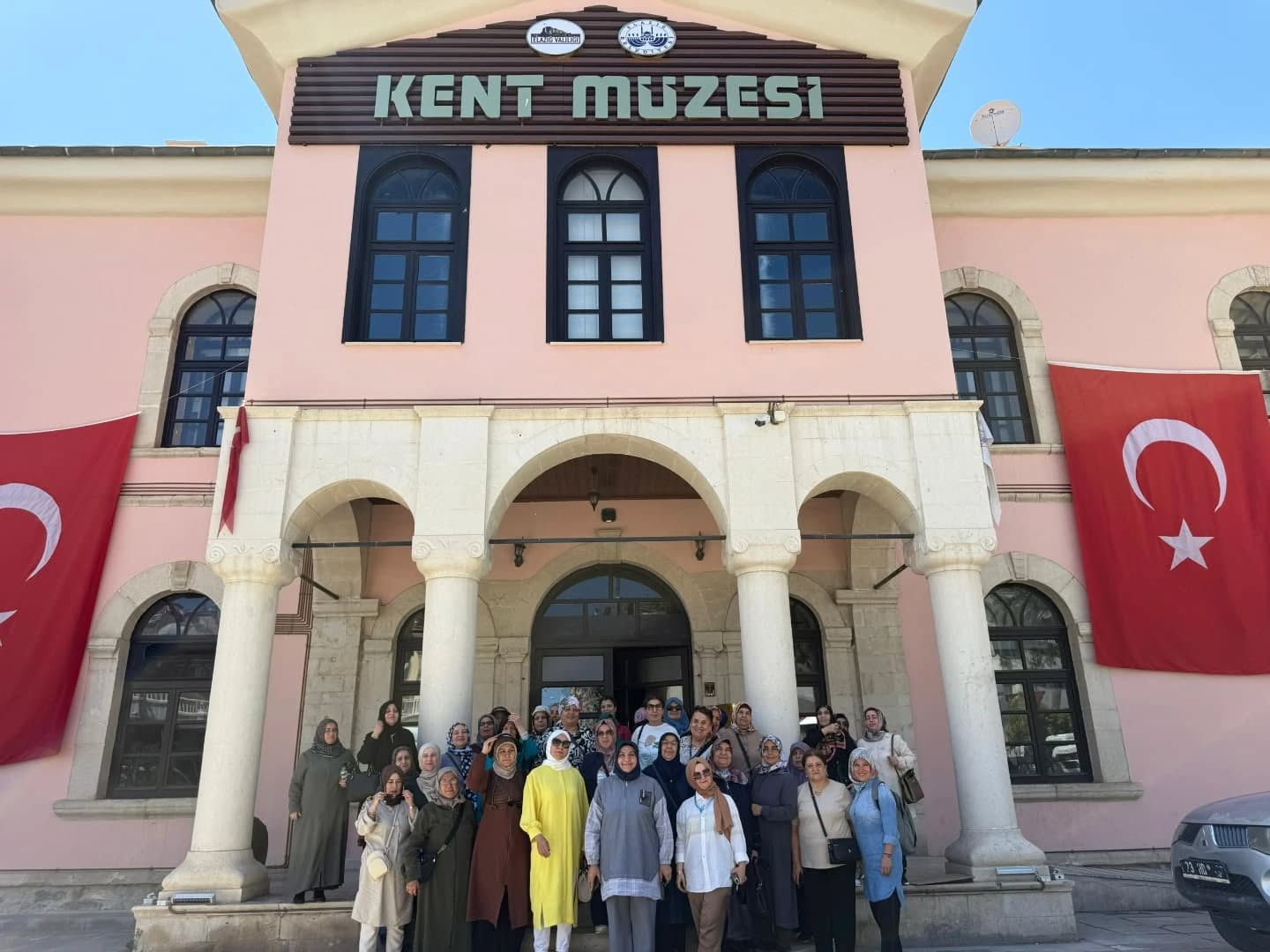 Yeşilyurt Kent Konseyi Kadın Meclisinden Harput’a Tarih Ve Kültür Dolu Gezi!