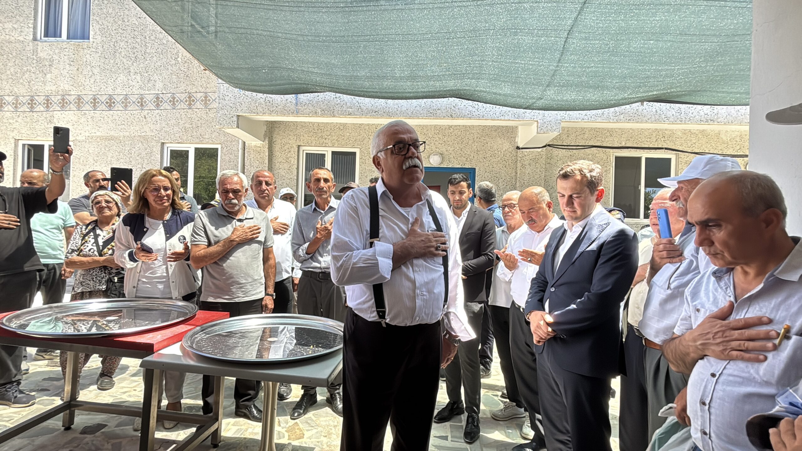 Onar Mahallesi’nde Aşure Lokması Paylaşıldı