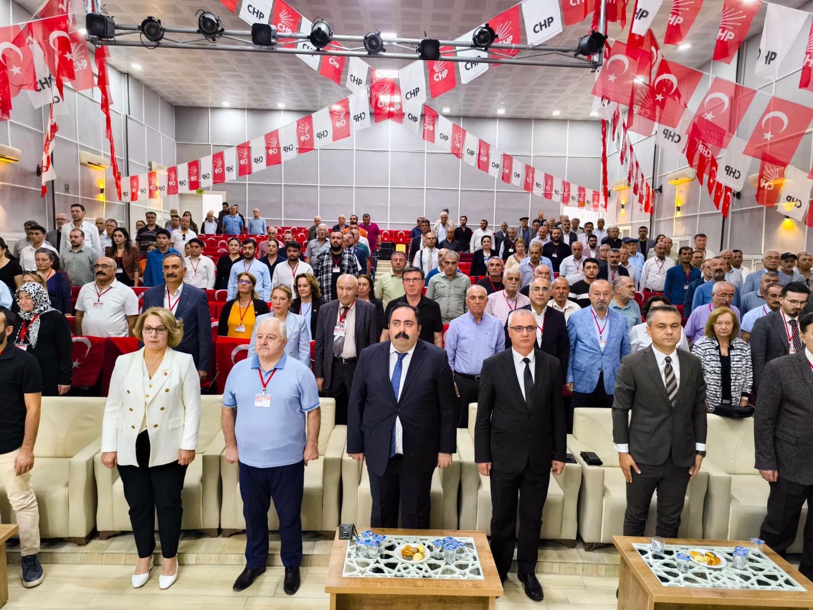 “Bizler mücadeleyi Mustafa Kemal’den öğrendik. Cumhuriyete ve Cumhuriyet Halk Partisi’ne sahip çıkarken sizlerden korkmuyoruz.
