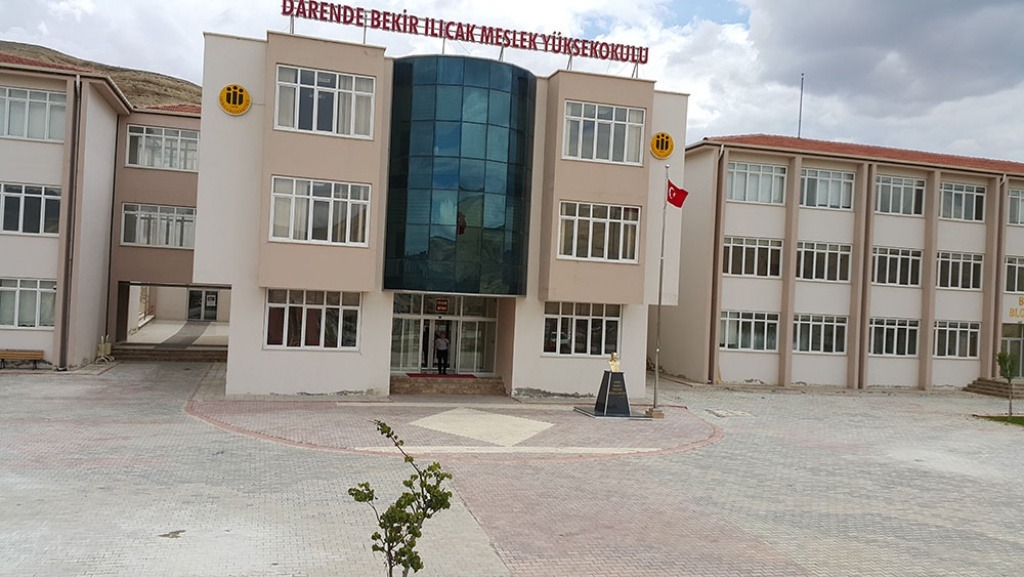 Darende’de Yurt Tadilatta, Öğrenciler Tedirgin