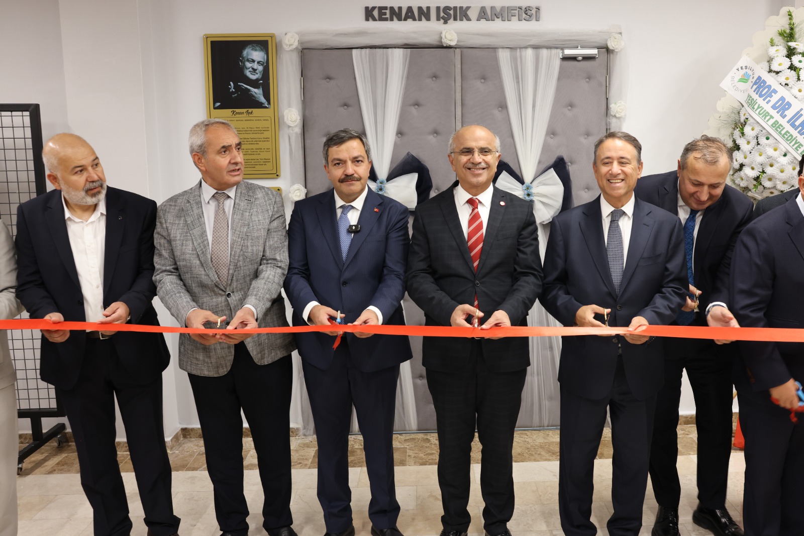 Malatya Turgut Özal Üniversitesinde Kenan Işık’ın Adı Amfiye Verildi