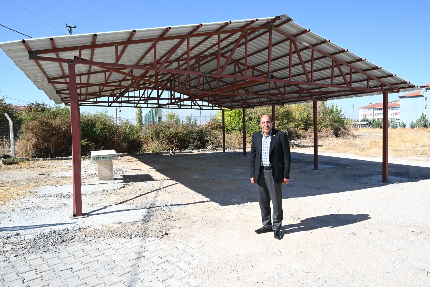 Yeşilyurt Belediyesi, Suluköy’deki Mezarlık Alanını Yeniledi  