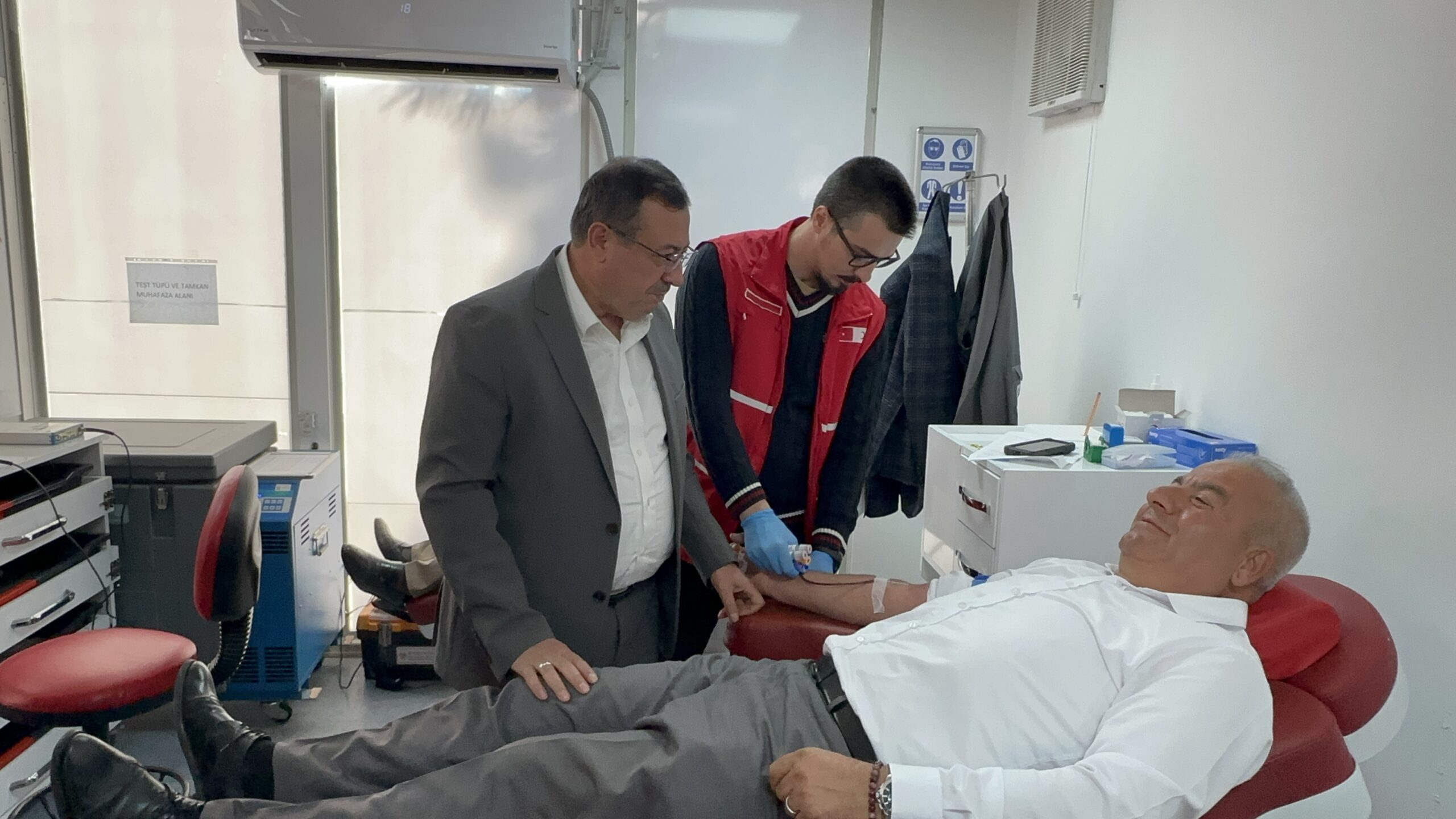 Ak Parti Malatya’dan Kızılay Haftasına Anlamlı Destek