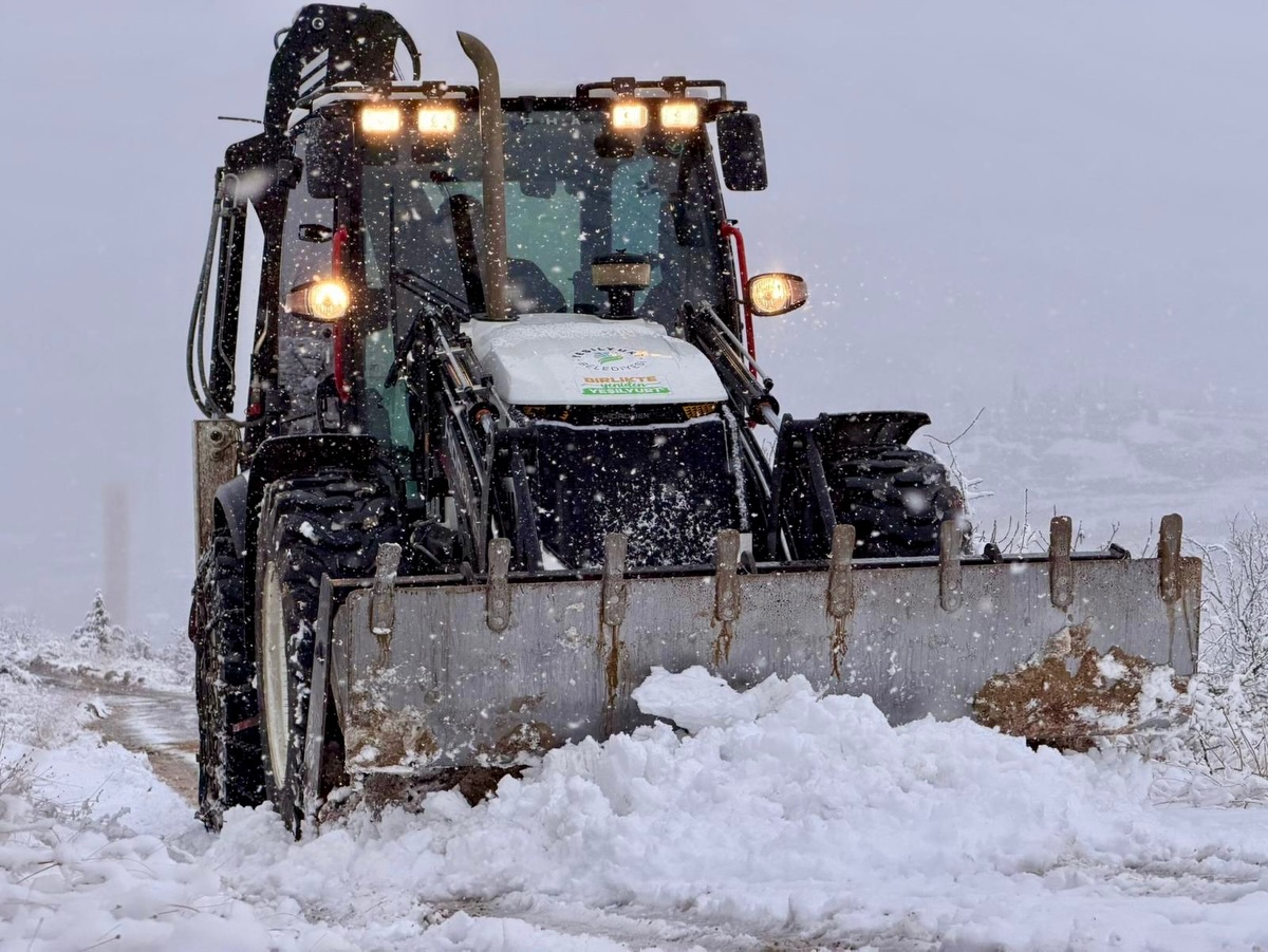 Yeşilyurt Belediyesi Karla Mücadelede Teyakkuzda!
