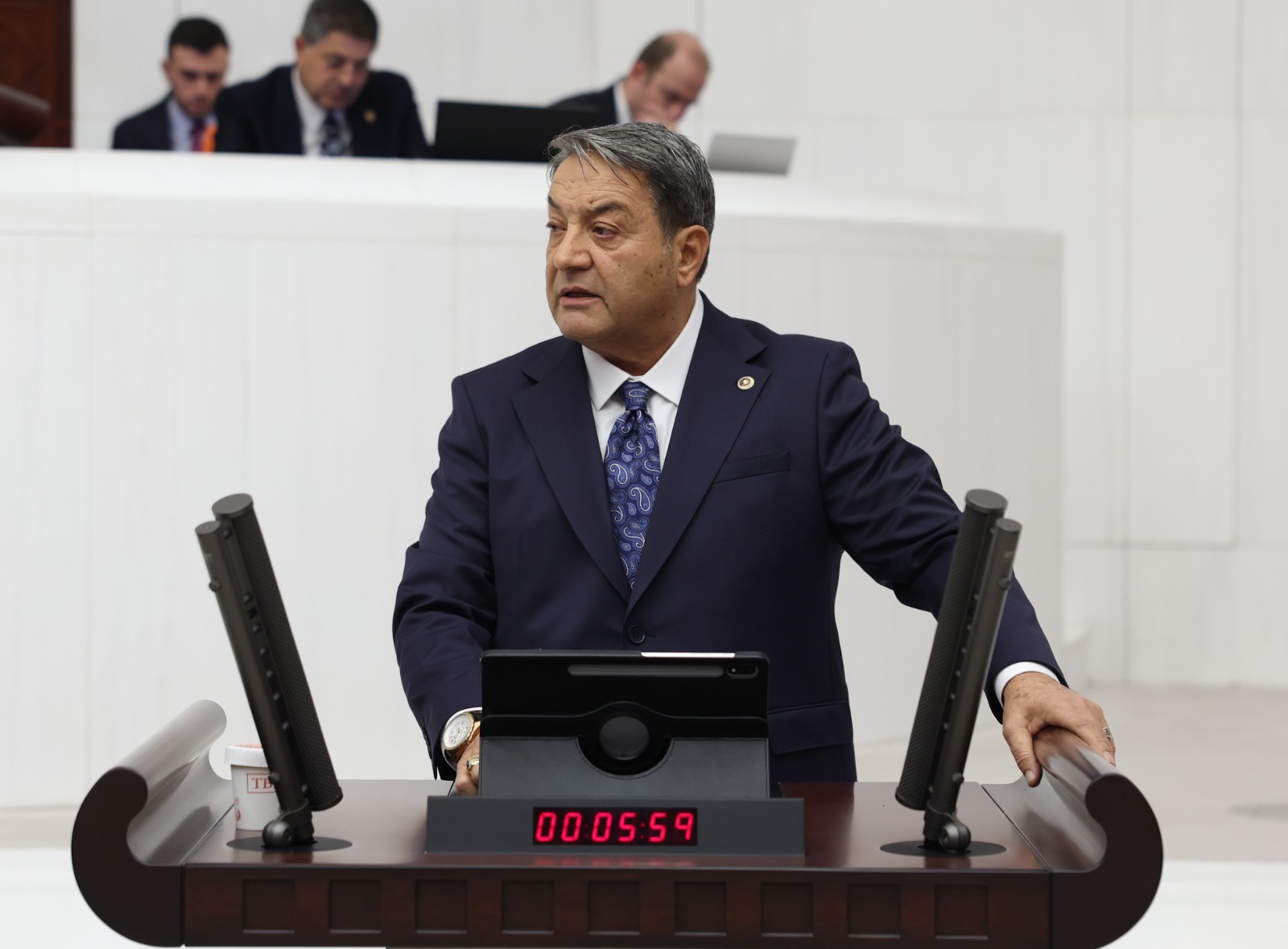 Fendoğlu: “Devlet Bey varsa Türk de yaşar Kürt de yaşar.”