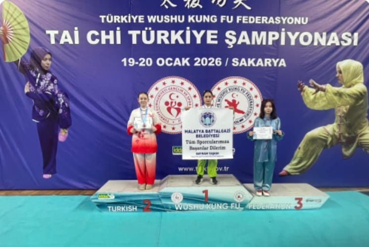Battalgazi Belediyesi wushu sporcuları, Sakarya’da düzenlenen Türkiye Şampiyonası’nda 3 birincilik, 1 ikincilik ve 1 üçüncülük elde ederek önemli bir başarıya imza attı.