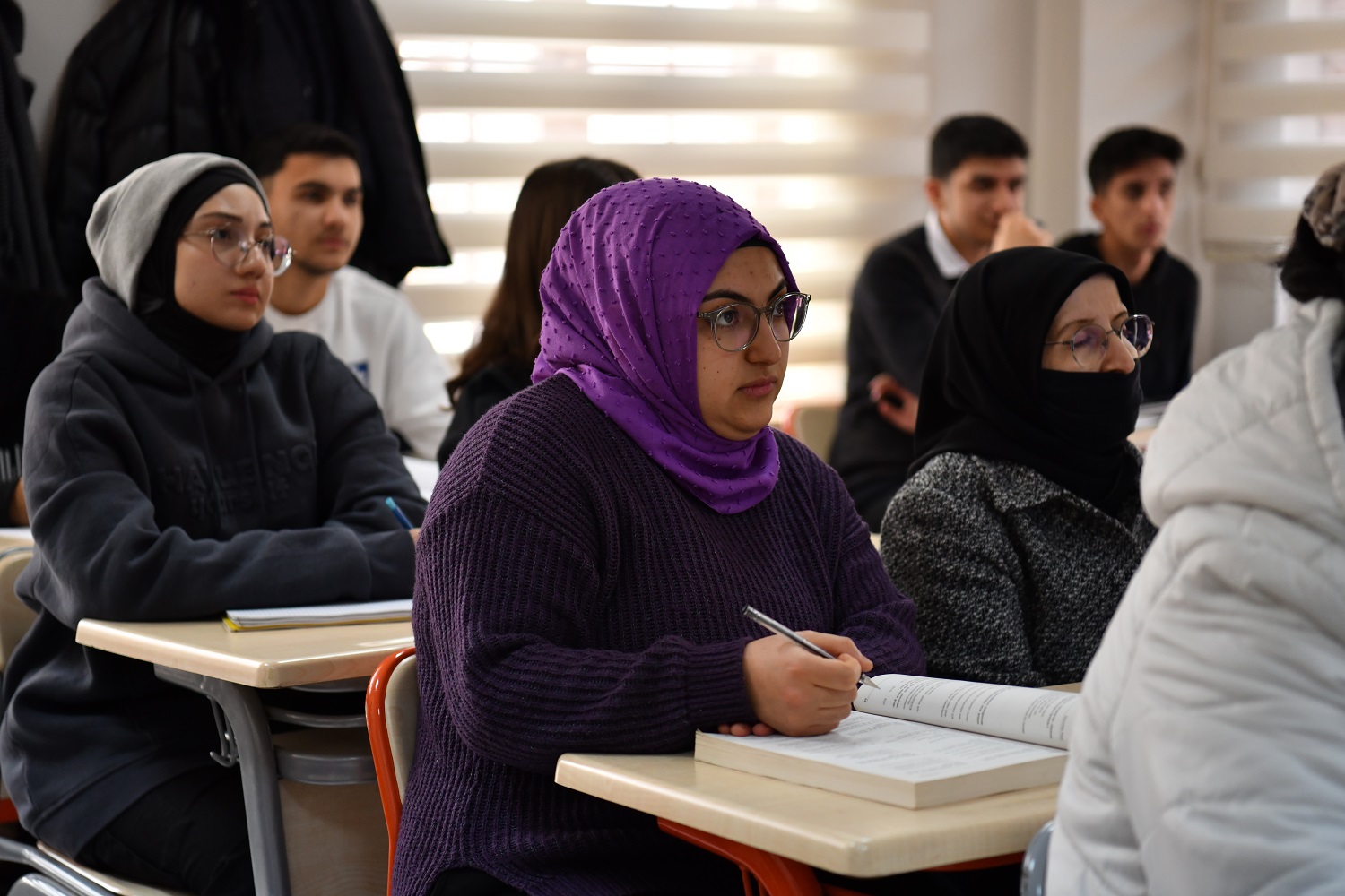 Yeşilyurt’ta Öğrencilere Ara Tatilde Ücretsiz LGS ve DYK Hazırlık Kursları!