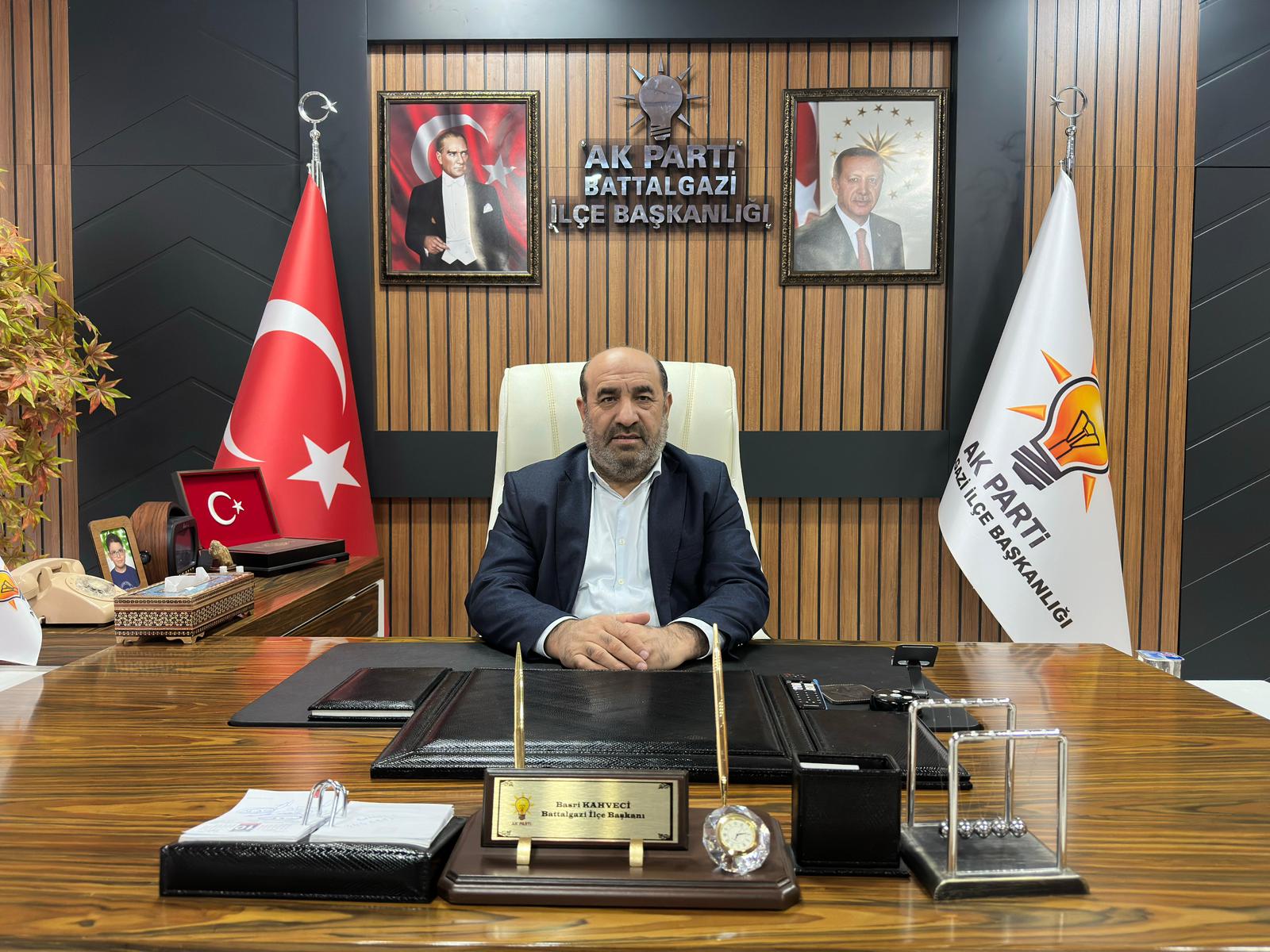 AK Parti Battalgazi İlçe Başkanımız Sayın Basri Kahveci’den 10 Ocak Çalışan Gazeteciler Günü Mesajı
