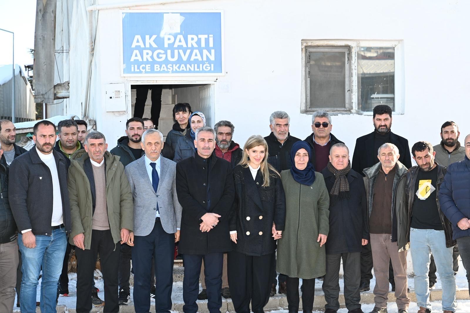 Ölmeztoprak: Malatya’mızda Siyaset İstişareyle Güçlenir, Gönüllere Dokunarak Büyür