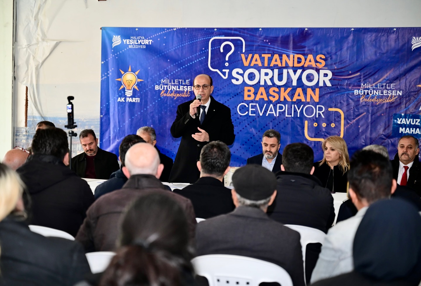 Yeşilyurt’ta “Vatandaş Soruyor, Başkan Cevaplıyor” Toplantısı Yapıldı