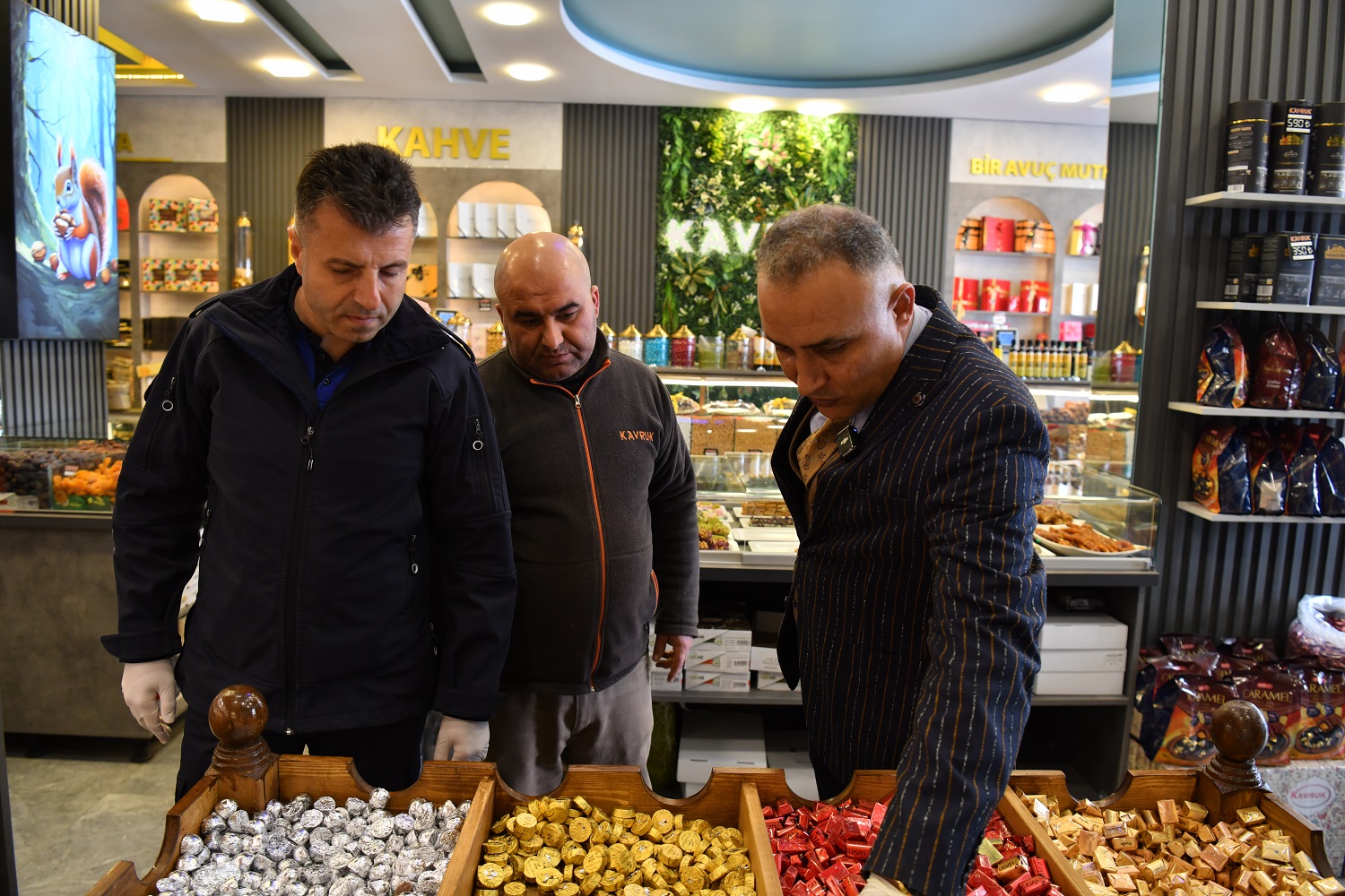 Yeşilyurt’ta Bayram Öncesi Gıda Denetimleri Artırıldı