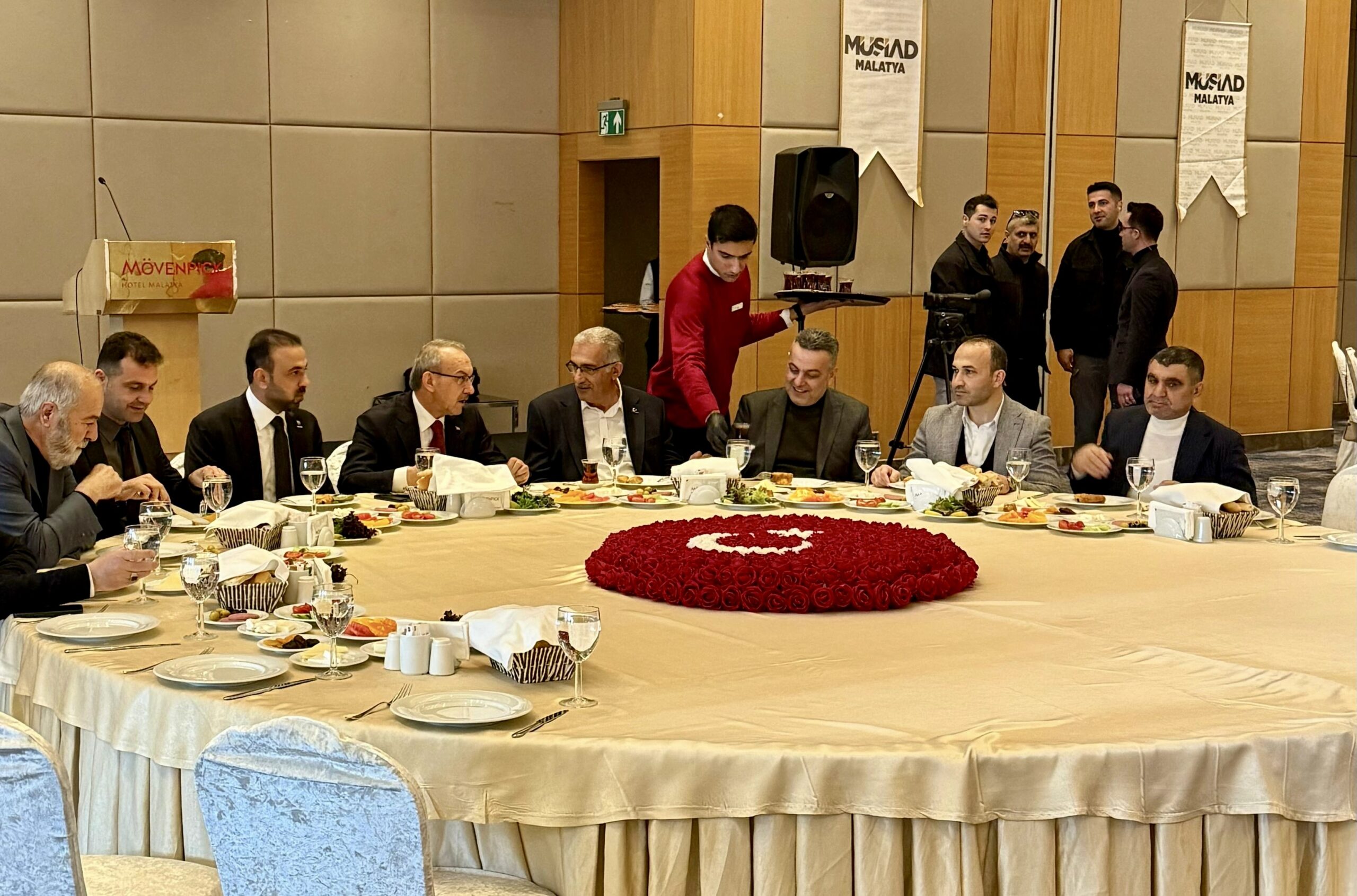 MÜSİAD Malatya’da Geleneksel Bayramlaşma Programı Gerçekleşti