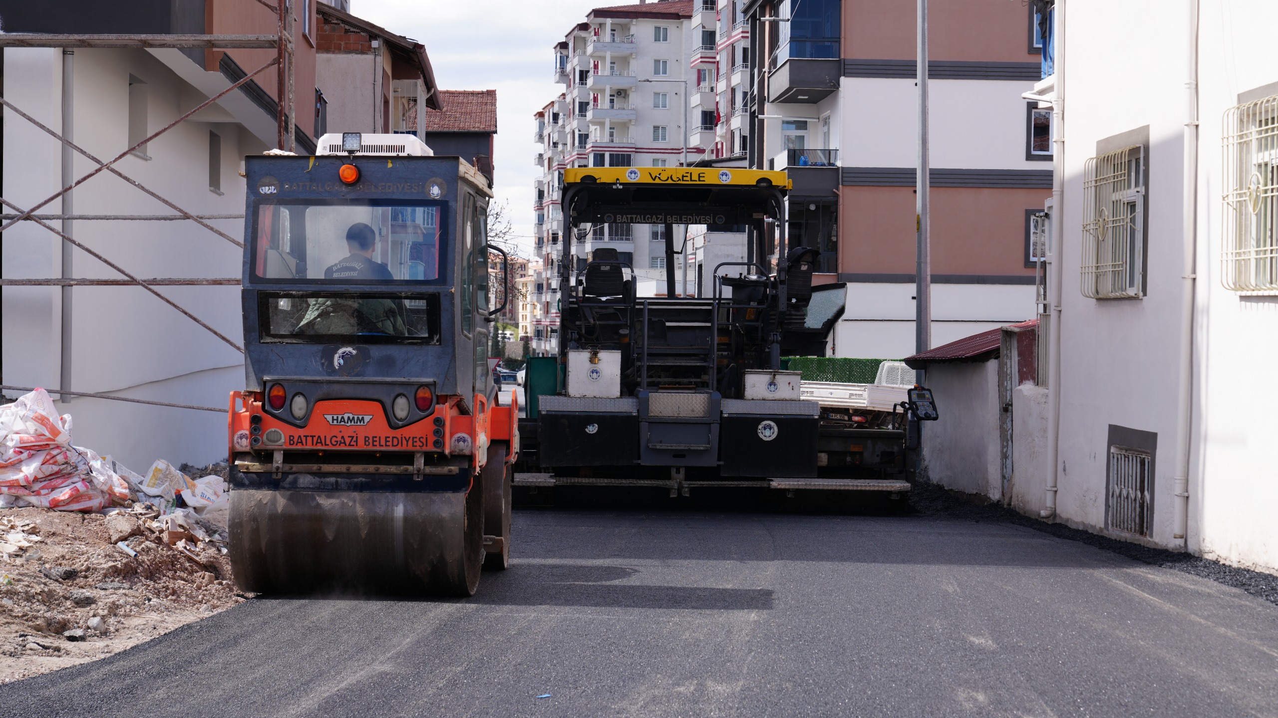 Battalgazi’de Asfalt Çalışmaları Sürüyor