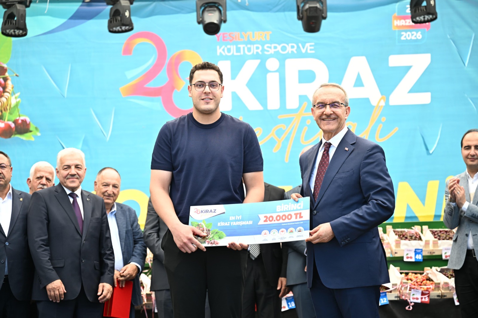 Üç Yıl Sonra Yeniden: Kiraz Festivali Coşkuyla Başladı