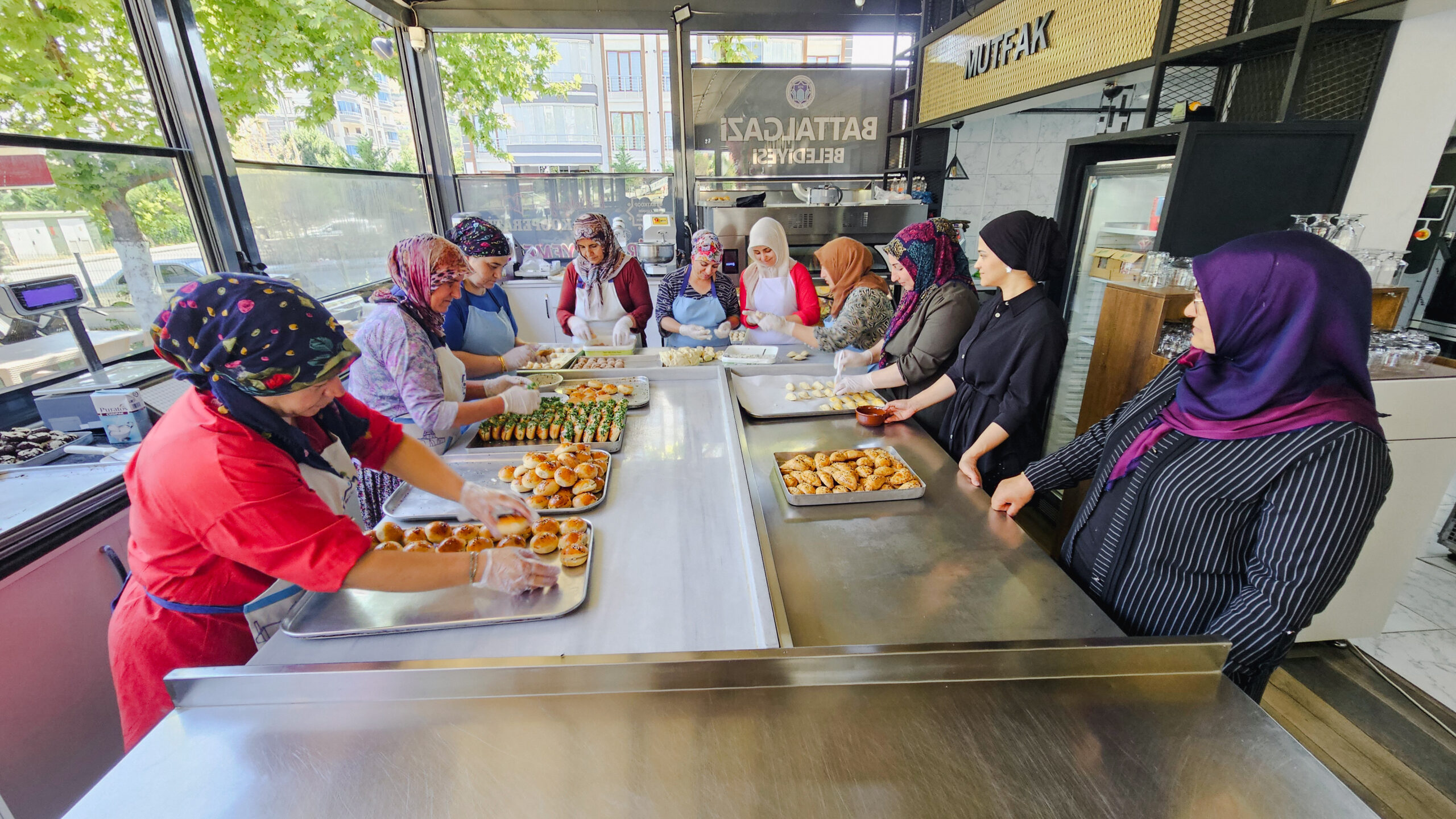 Battalgazi Belediyesi Kadın Kooperatifi Trafik Park’ta Hizmete Başladı