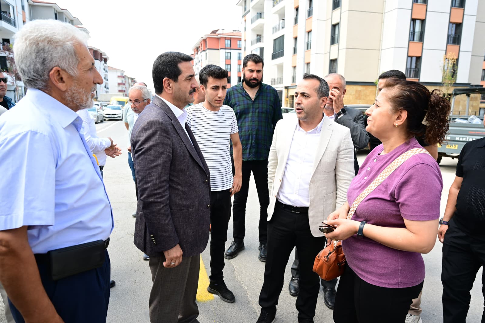 Bayram Taşkın Milletvekili Babacan İle Zafer Mahallesinde Vatandaşları Dinledi