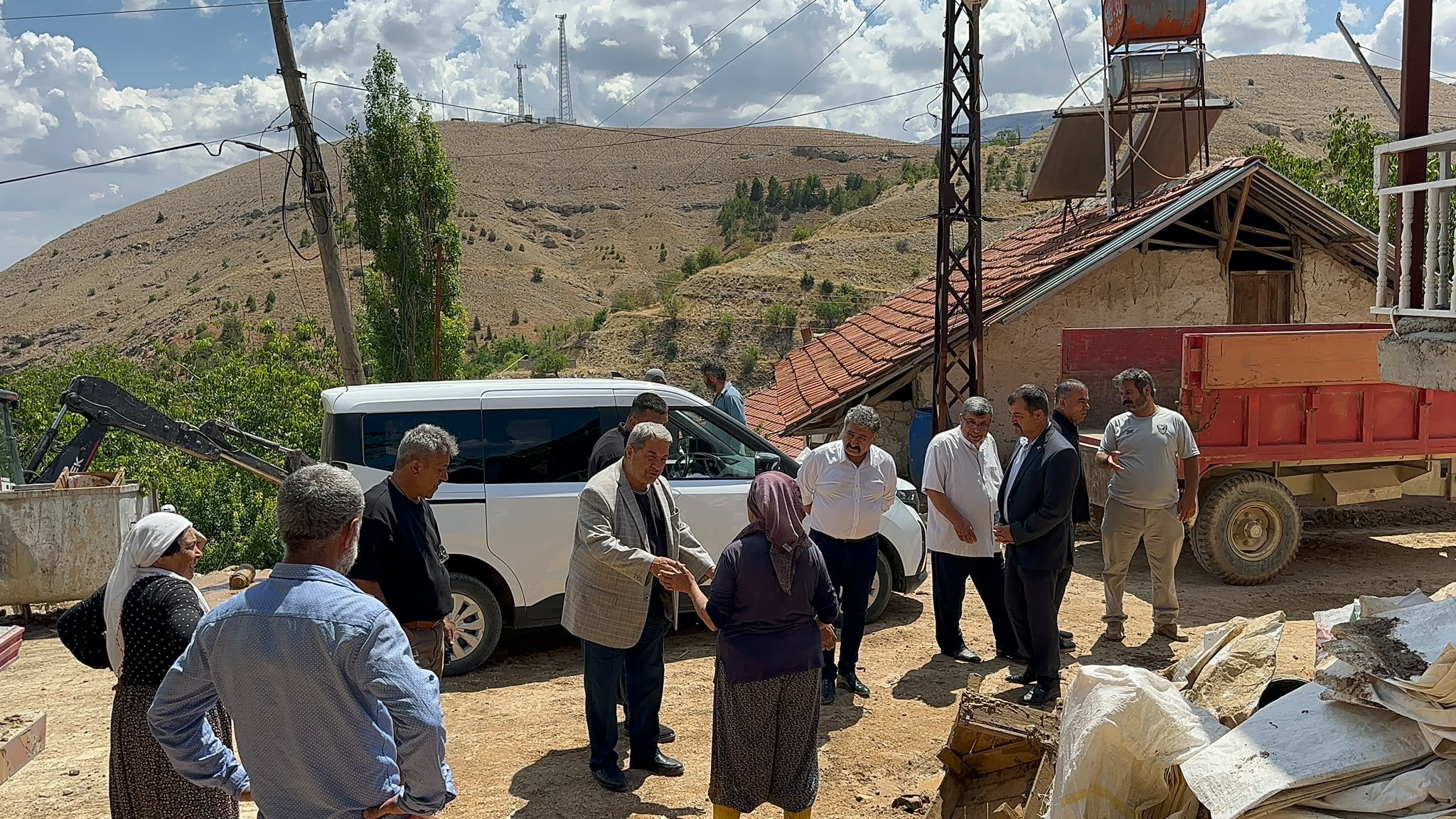 Fendoğlu Selzedeleri Dinledi: “Mağduriyetin Takipçisi Olacağız”