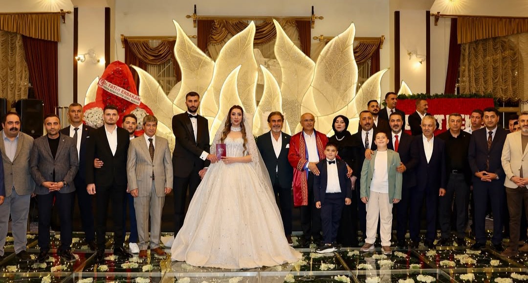 Kılıç Ailesi’nin Gurur Günü: İrem ve Eren Görkemli Düğünle Dünyaevine Girdi