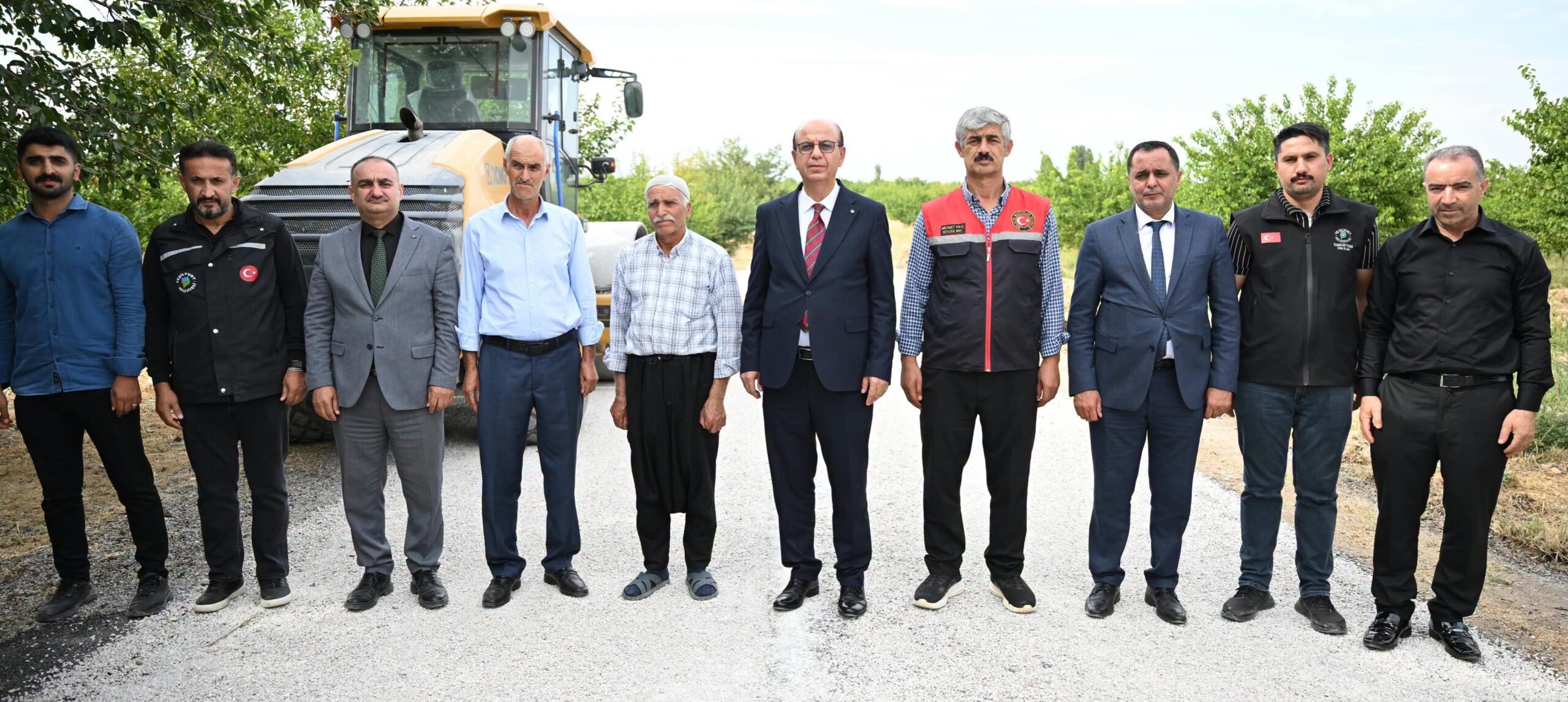 Başkan Geçit, “Yeşilyurt’un Her Noktasında Çalışmalarımız Devam Ediyor”