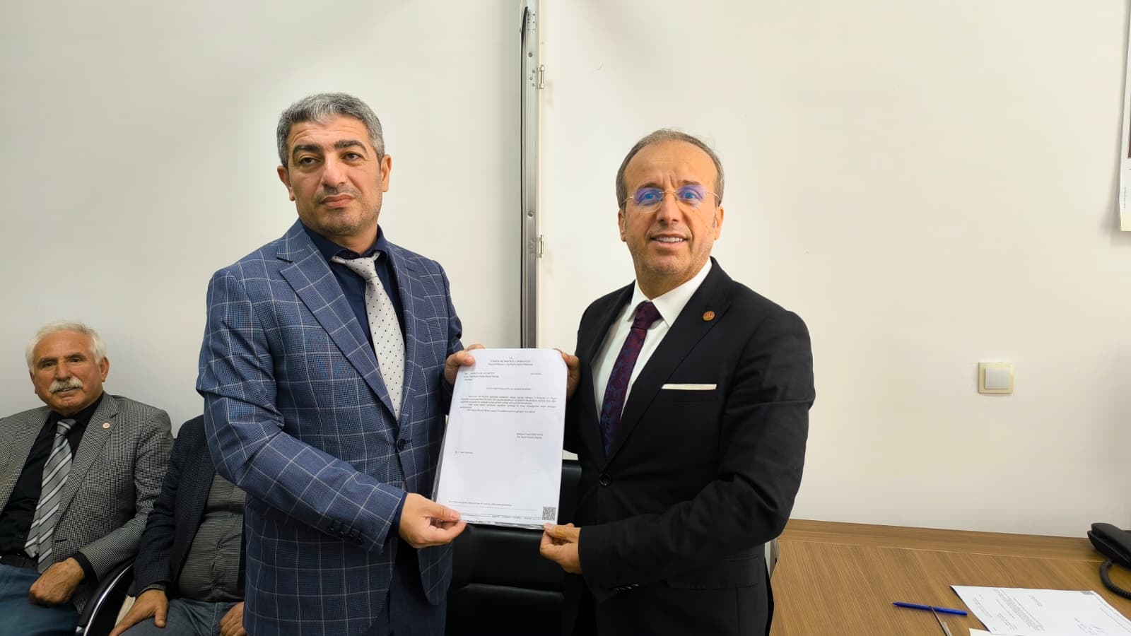 Yeni Parti Malatya İl Başkanı İlhan Mazbatasını Aldı: “Sıkmadığımız El Kalmayacak”